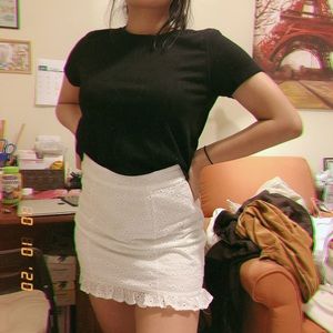 American eagle black baby semi-cropped t shirt